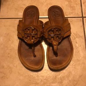 Tory butch sandals